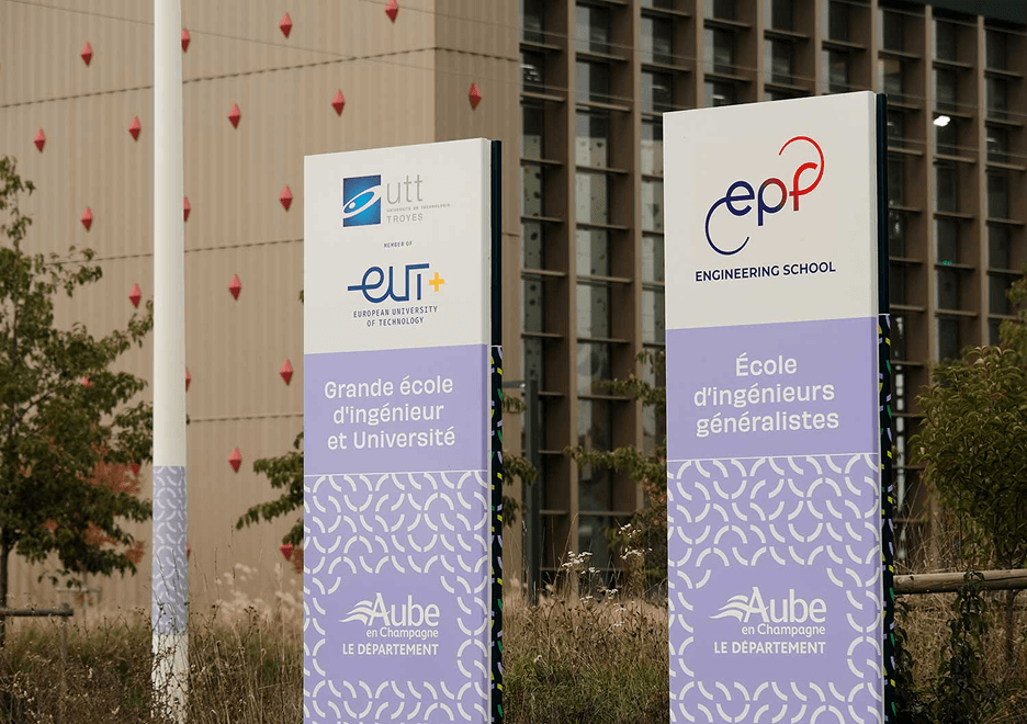 Panneaux Troyes Aube Campus