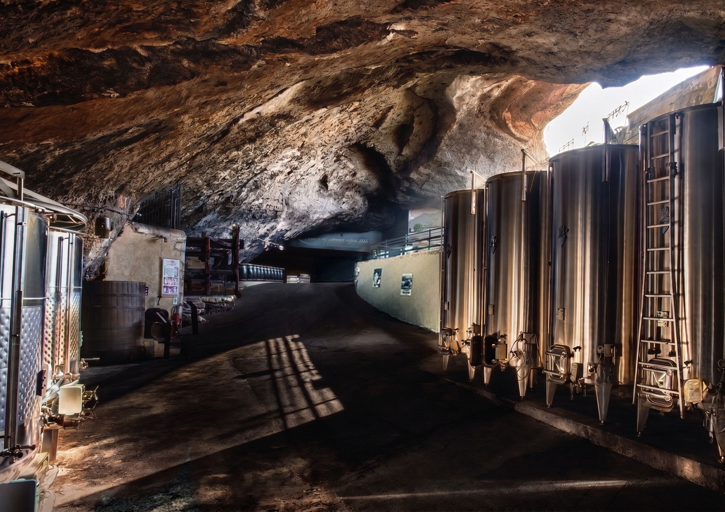 la-perriere-cave.jpg